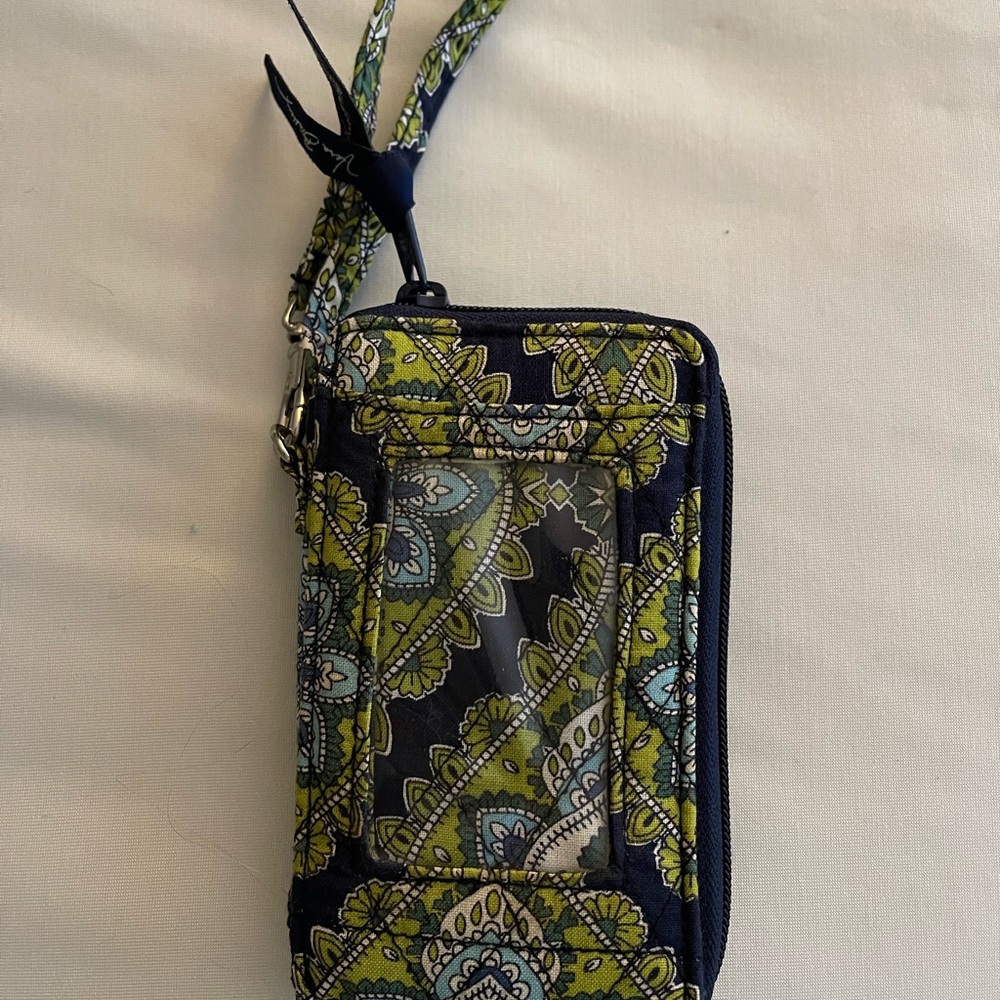 Vera Bradley wallet - Picture 1 of 7